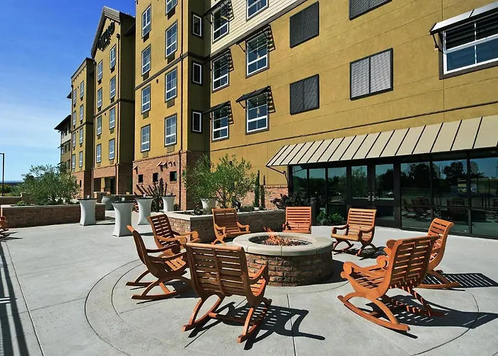 Oxford Suites Paso Robles